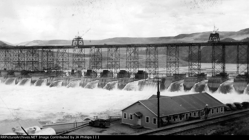 grand-coulee-dam